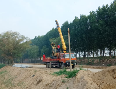 10kV王崗線武王支線絕緣化維修工程設備進場現場