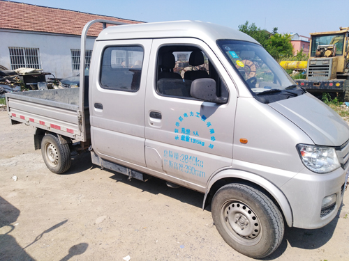 工程車