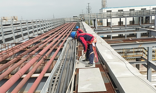 萬通石化電纜鋪設現場