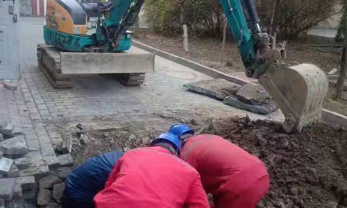 東營鑫都康城36號樓三單元東低壓電纜維修工程